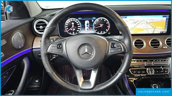MERCEDES E-CLASS E300 4MATIC EXCLUSIVE
