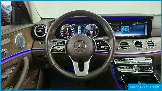 MERCEDES E-CLASS E300 4MATIC EXCLUSIVE