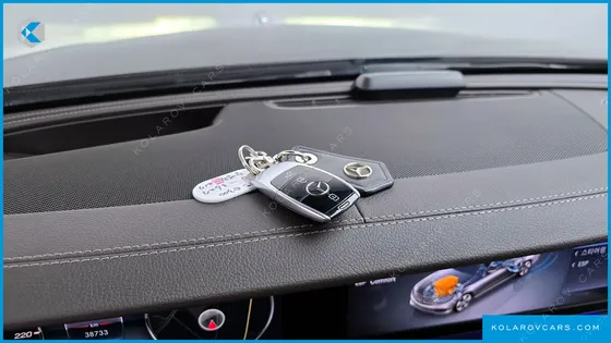 MERCEDES E-CLASS E300 4MATIC EXCLUSIVE