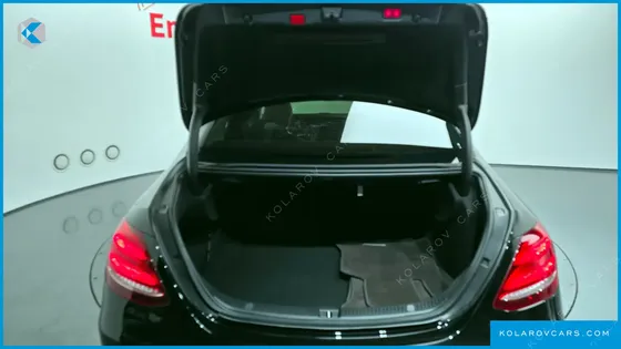 MERCEDES E-CLASS E300 4MATIC EXCLUSIVE