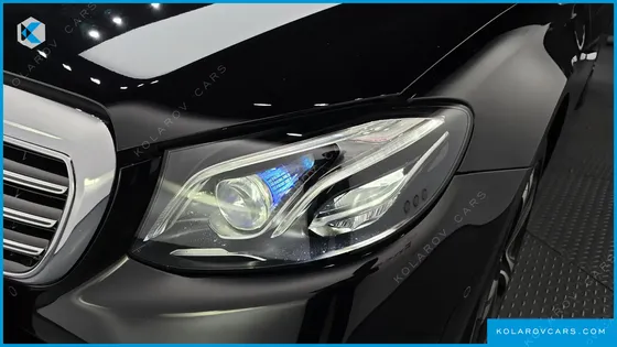MERCEDES E-CLASS E300 4MATIC EXCLUSIVE