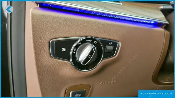 MERCEDES E-CLASS E300 4MATIC EXCLUSIVE