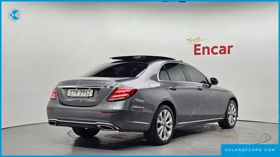 MERCEDES E-CLASS E300 EXCLUSIVE