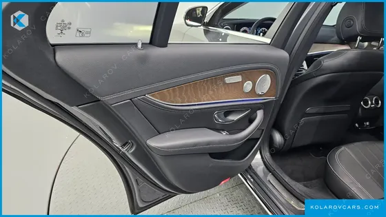 MERCEDES E-CLASS E300 EXCLUSIVE