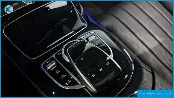 MERCEDES E-CLASS E300 EXCLUSIVE