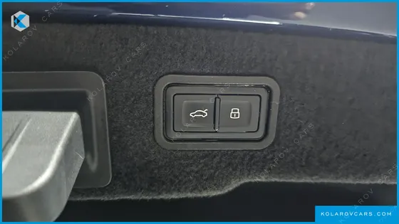 AUDI A8 60 TFSI QUATTRO LWB