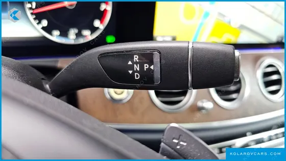 MERCEDES E-CLASS E300 4MATIC EXCLUSIVE