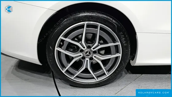 MERCEDES E-CLASS E300D 4MATIC COUPE