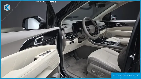 KIA CARNIVAL GASOLINE 9 SEATER X LINE