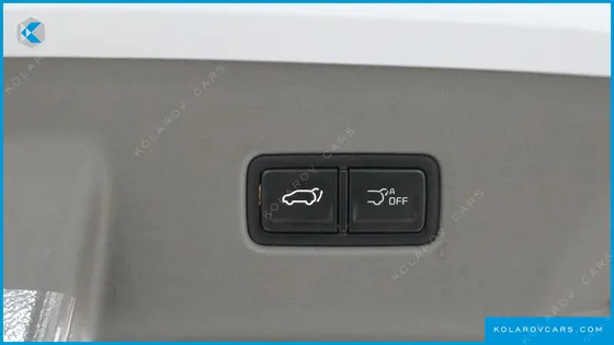 KIA CARNIVAL HEV 4-SEATER HI LIMOUSINE