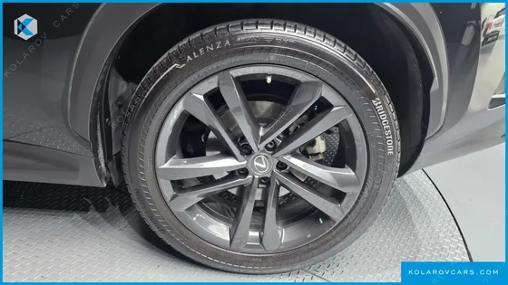 LEXUS NX PREMIUM