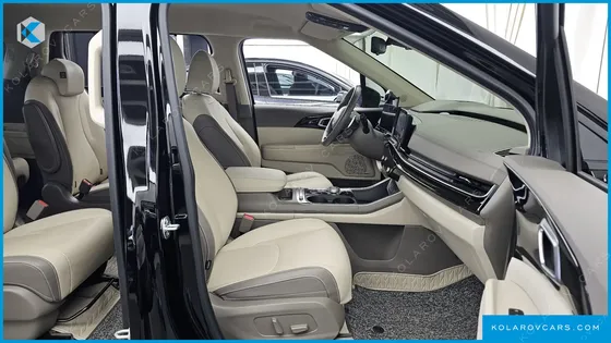 KIA CARNIVAL GASOLINE 9-SEATER SIGNATURE