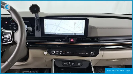 KIA CARNIVAL GASOLINE 9-SEATER SIGNATURE