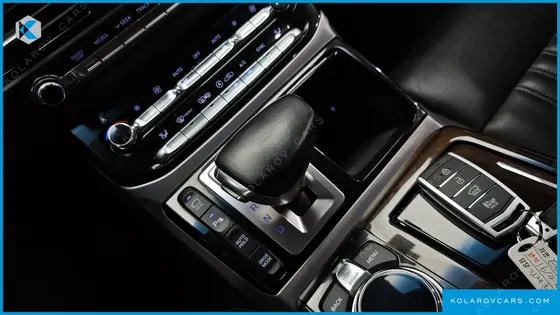 GENESIS EQ900 5.0 GDI AWD