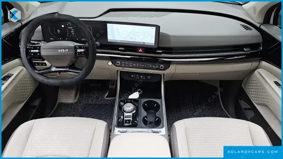 KIA CARNIVAL GASOLINE 9-SEATER SIGNATURE