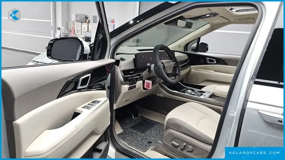 KIA CARNIVAL GASOLINE 9-SEATER SIGNATURE