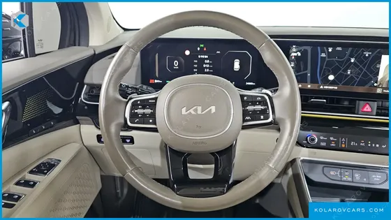 KIA CARNIVAL 7-SEATER SIGNATURE