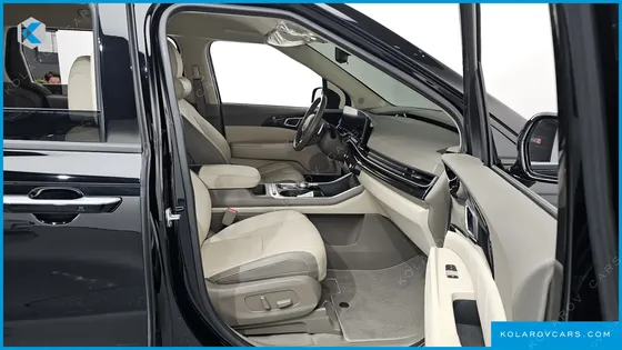 KIA CARNIVAL 7-SEATER SIGNATURE