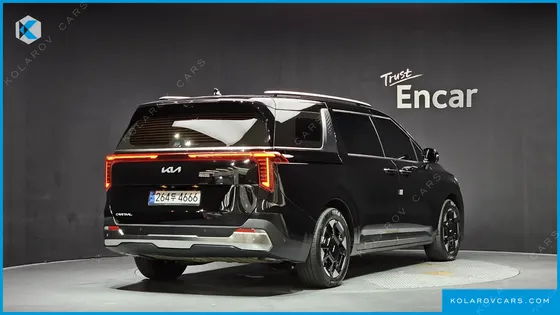 KIA CARNIVAL 9-SEATER SIGNATURE