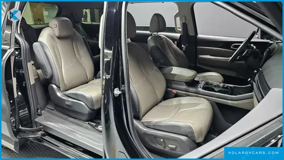 KIA CARNIVAL 9-SEATER SIGNATURE