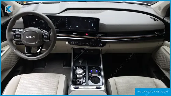 KIA CARNIVAL HEV 7-SEATER HI LIMOUSINE