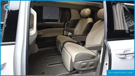 KIA CARNIVAL HEV 7-SEATER HI LIMOUSINE