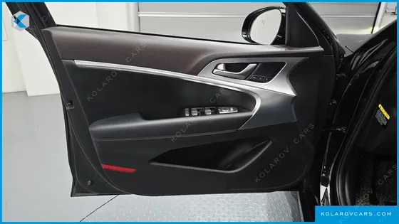GENESIS G70 2.0T AWD
