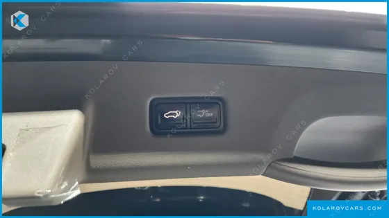 KIA CARNIVAL 7-SEATER SIGNATURE