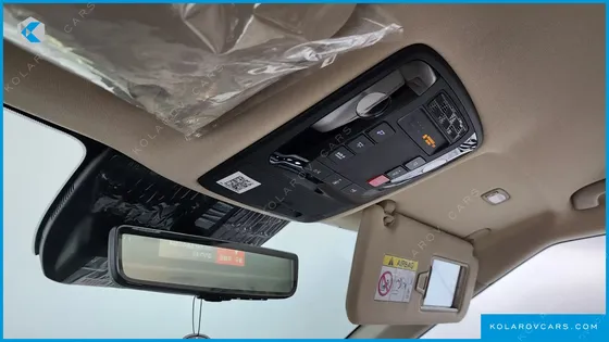 KIA CARNIVAL 7-SEATER SIGNATURE
