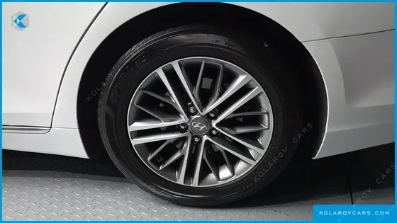 HYUNDAI GRANDEUR 2.4 PREMIUM