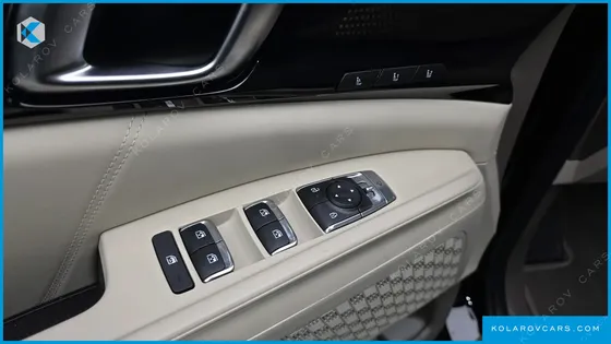 KIA CARNIVAL 7-SEATER GRAVITY