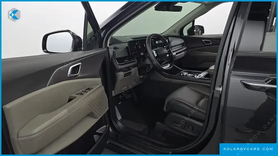 KIA CARNIVAL GASOLINE 7-SEATER NOBLESSE