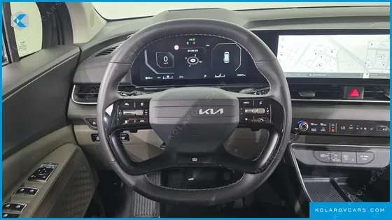 KIA CARNIVAL GASOLINE 7-SEATER NOBLESSE