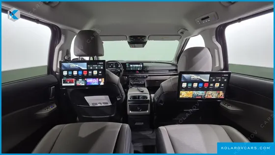 KIA CARNIVAL GASOLINE 7-SEATER NOBLESSE