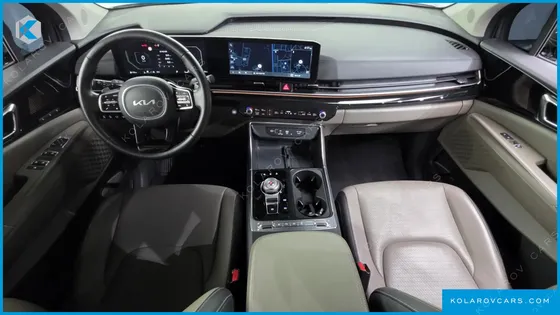 KIA CARNIVAL 7-SEATER SIGNATURE