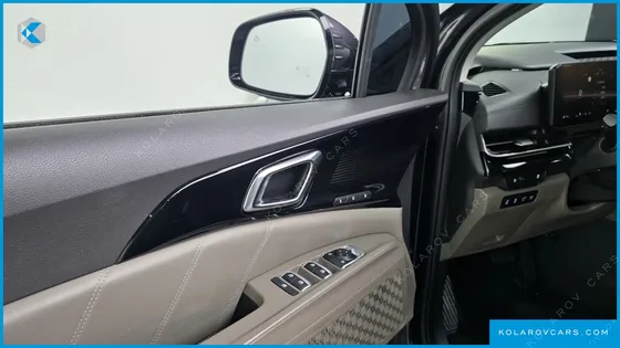 KIA CARNIVAL 7-SEATER SIGNATURE