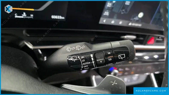 KIA CARNIVAL 7-SEATER SIGNATURE