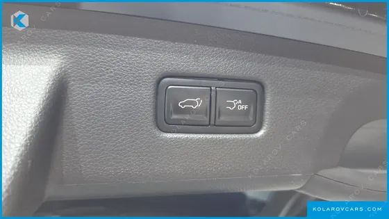 KIA CARNIVAL 7-SEATER SIGNATURE