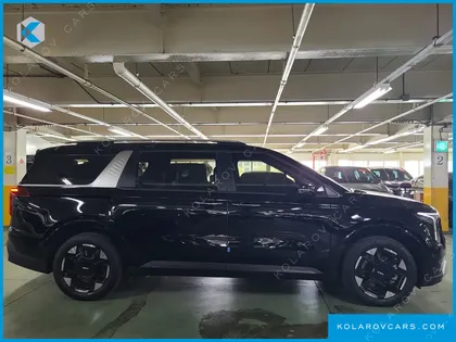 KIA CARNIVAL 9-SEATER PRESTIGE