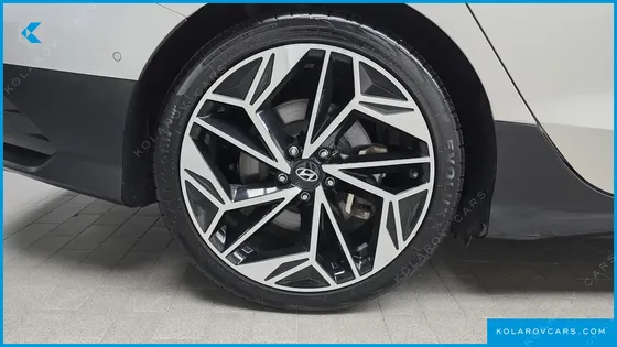 HYUNDAI IONIQ 6 LONG RANGE
