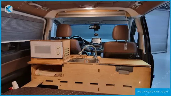 HYUNDAI STAREX 4WD CAMPING CAR