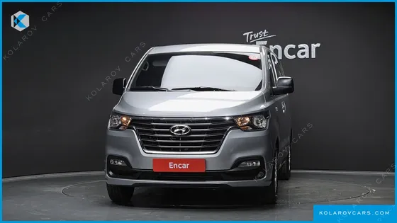 HYUNDAI STAREX VAN 5-SEATER