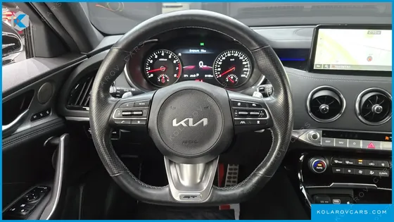 KIA STINGER 3.3 GT AWD
