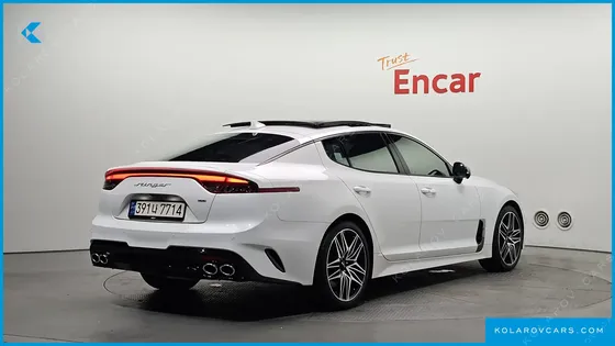 KIA STINGER 2.5 AWD MASTERS