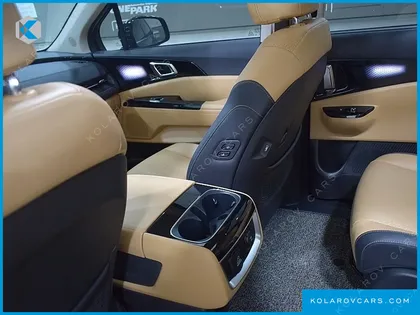 KIA CARNIVAL 9-SEATER SIGNATURE