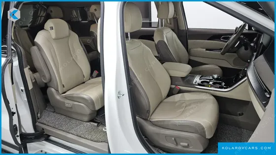 KIA CARNIVAL 9-SEATER HI-LIMOUSINE