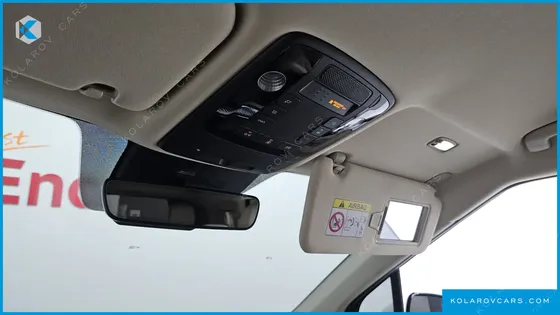 KIA CARNIVAL 9-SEATER HI-LIMOUSINE