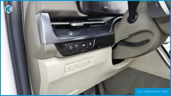 KIA CARNIVAL 9-SEATER HI-LIMOUSINE