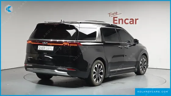 KIA CARNIVAL GASOLINE 7-SEATER SIGNATURE