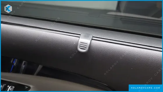 KIA CARNIVAL GASOLINE 7-SEATER SIGNATURE